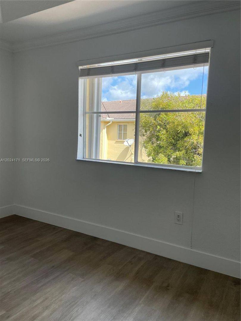 Townhouse for rent at 6960 NW 177th St, Hialeah, FL 33015