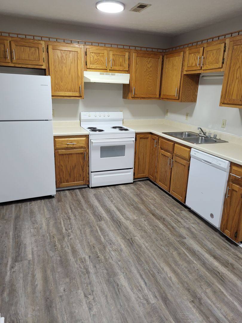 Apartment for rent at 102 Kayla Dr, Berea, KY 40403