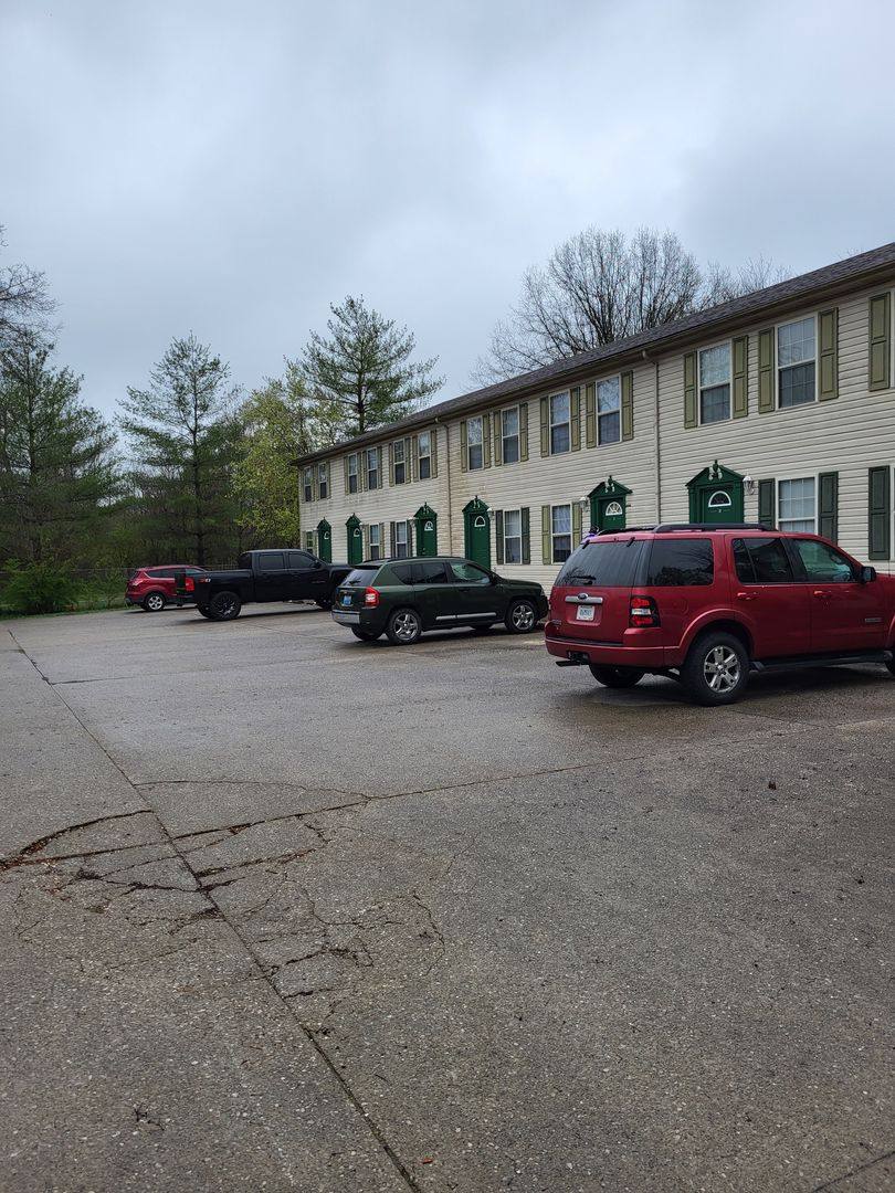 Apartment for rent at 102 Kayla Dr, Berea, KY 40403