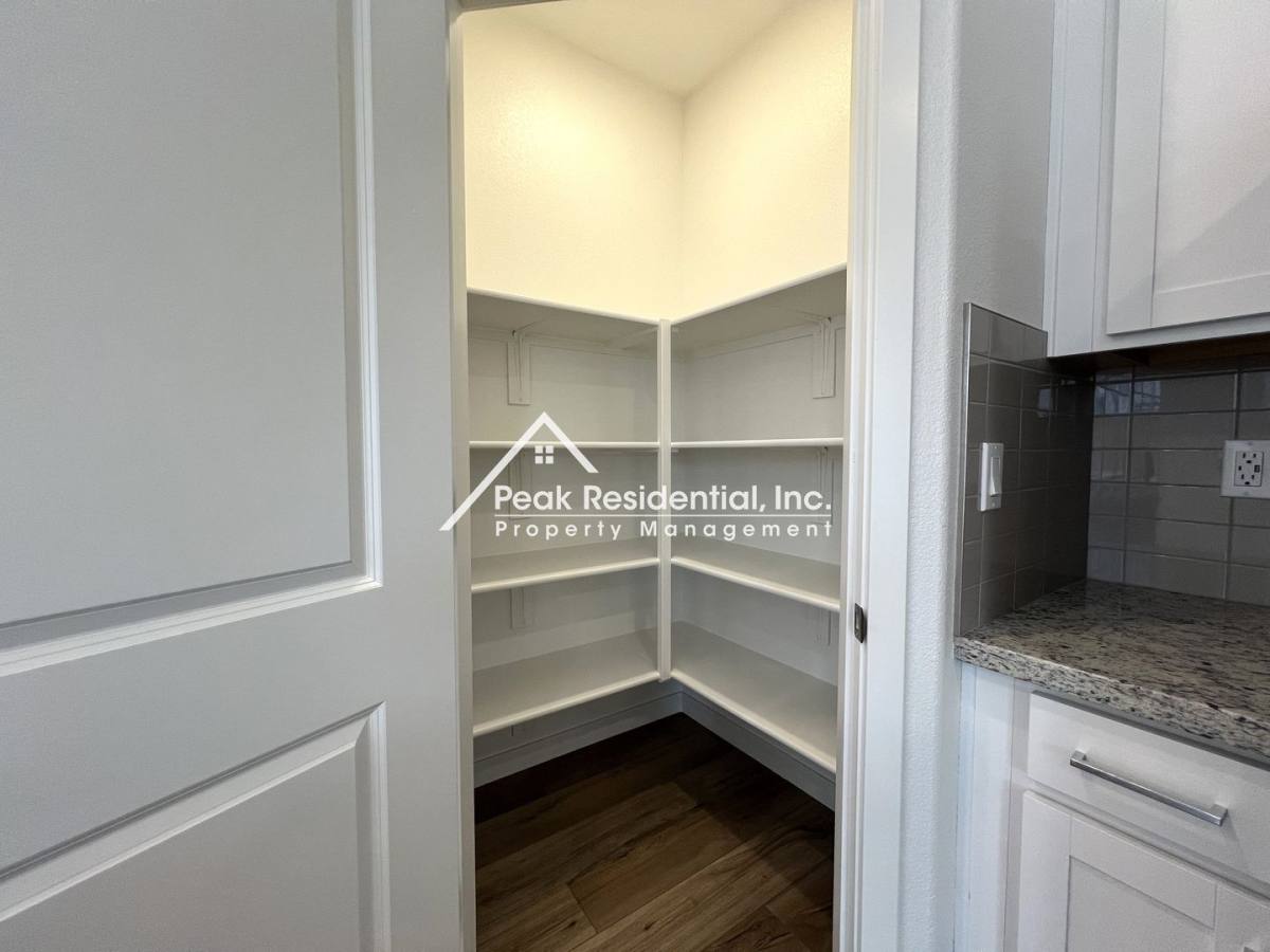 House for rent at 5218 Senesta Circle, Sacramento, CA 95824