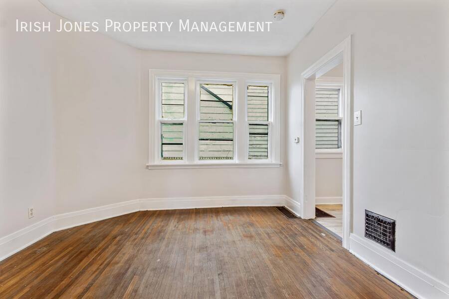 Apartment for rent at 104 Grote St, Buffalo, NY 14207