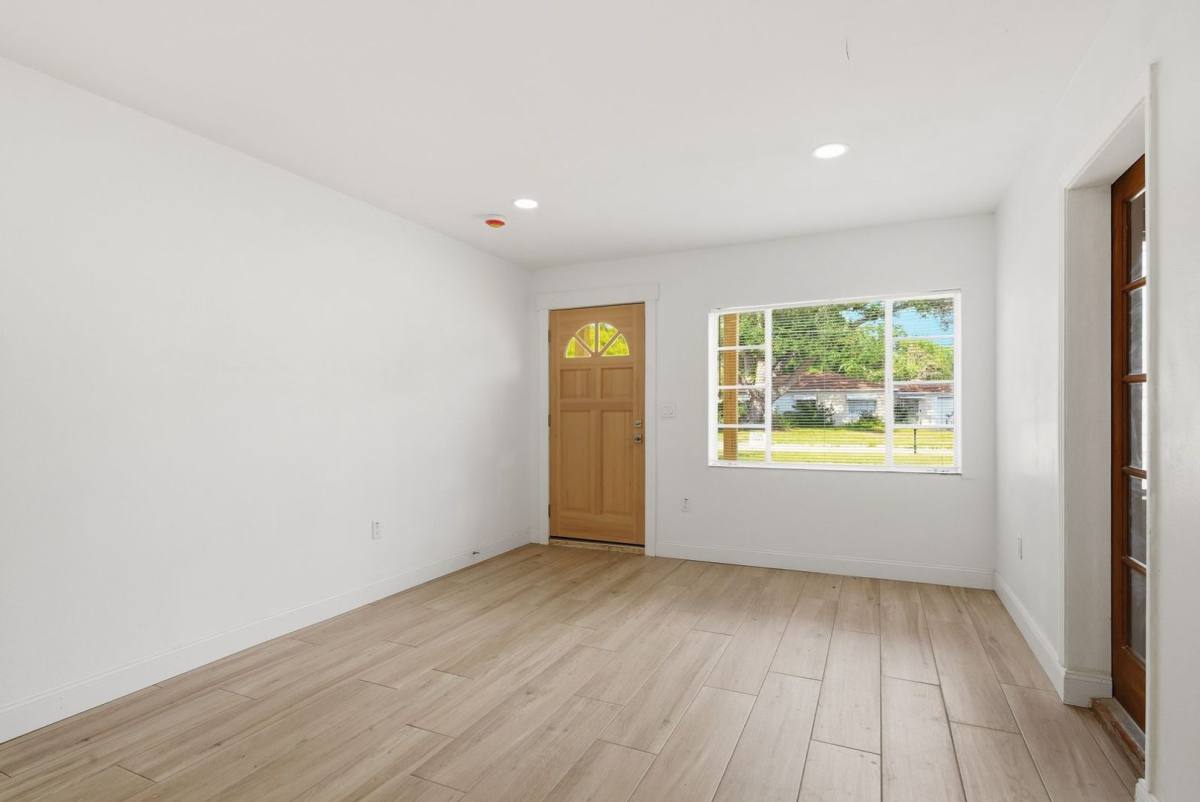 House for rent at 4325 S Coolidge Ave, Tampa, FL 33611