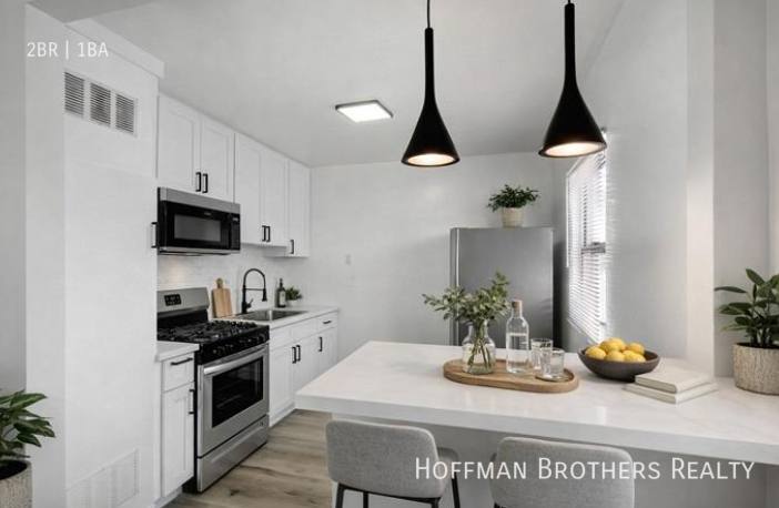 Apartment for rent at 7924 S Main St #4, Los Angeles, CA 90003