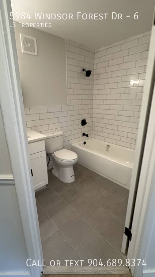 Apartment for rent at 5984 Windsor Forest Dr #6, Jacksonville, FL 32210