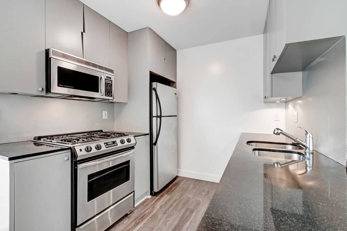 Apartment for rent at 117 Pacific St, Santa Monica, CA 90405