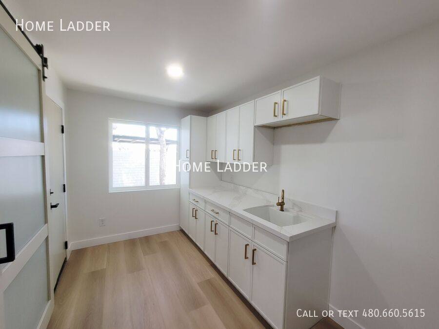 House for rent at 1618 W Lamar Rd, Phoenix, AZ 85015