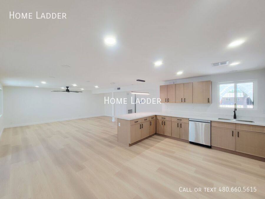 House for rent at 1618 W Lamar Rd, Phoenix, AZ 85015