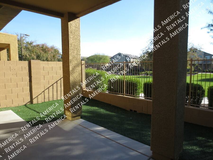 Townhouse for rent at 1350 S Greenfield Rd #1026, Mesa, AZ 85206