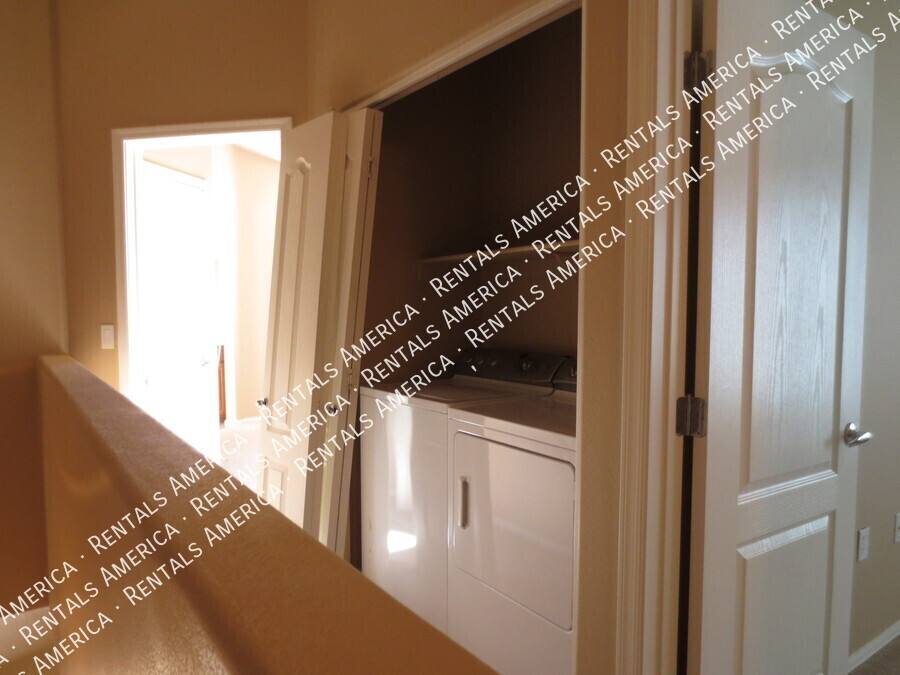 Townhouse for rent at 1350 S Greenfield Rd #1026, Mesa, AZ 85206