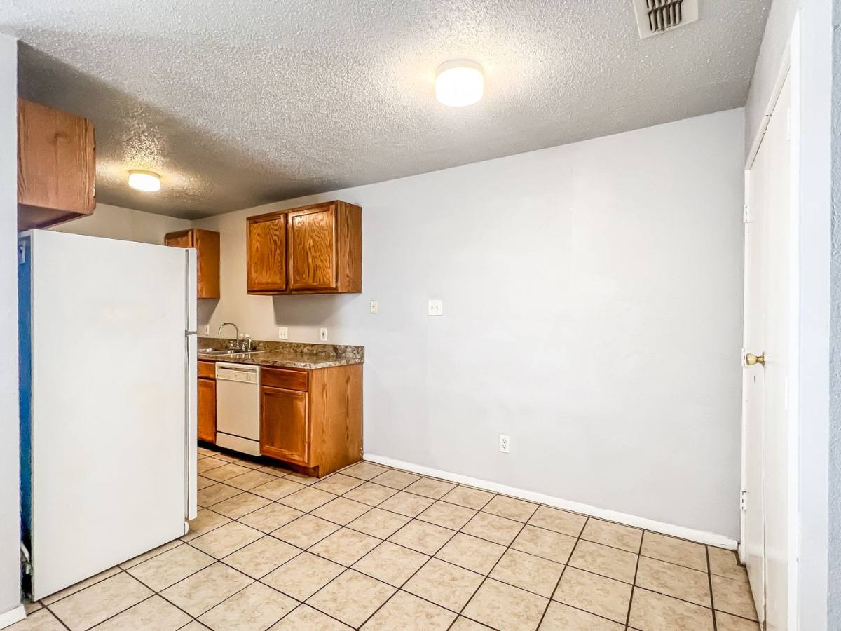 Apartment for rent at 9619 Boston Ave, Lubbock, TX 79423