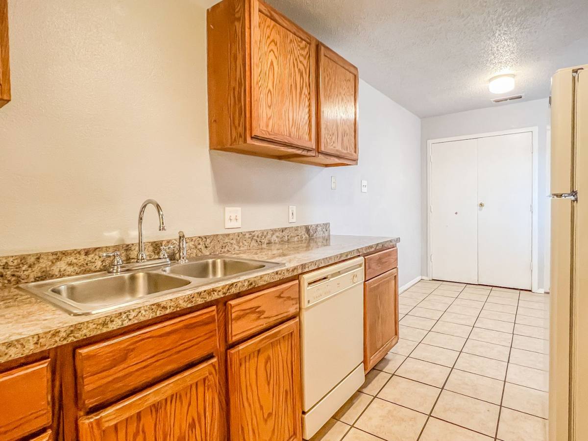Apartment for rent at 9619 Boston Ave, Lubbock, TX 79423
