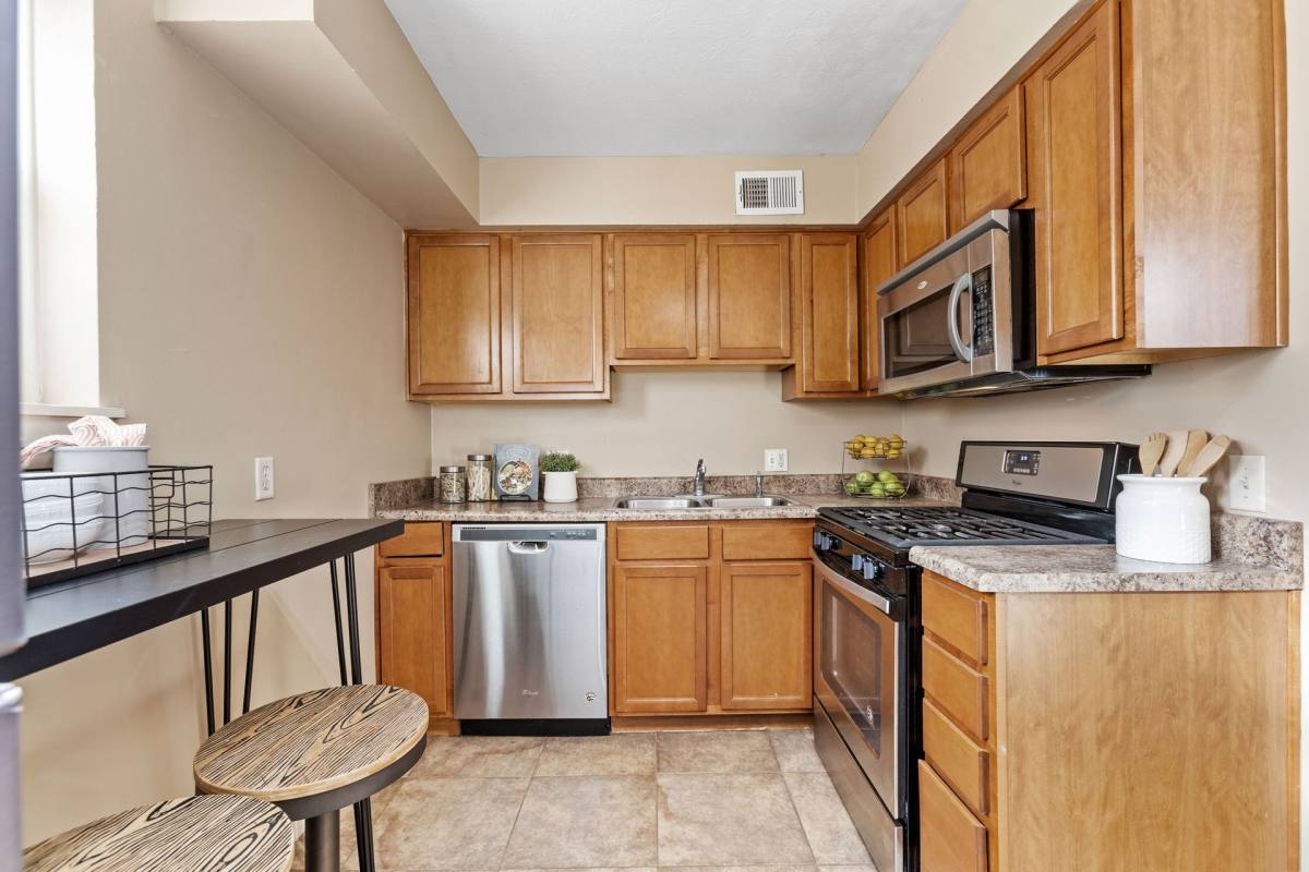 Apartment for rent at 3325 California St, Omaha, NE 68131