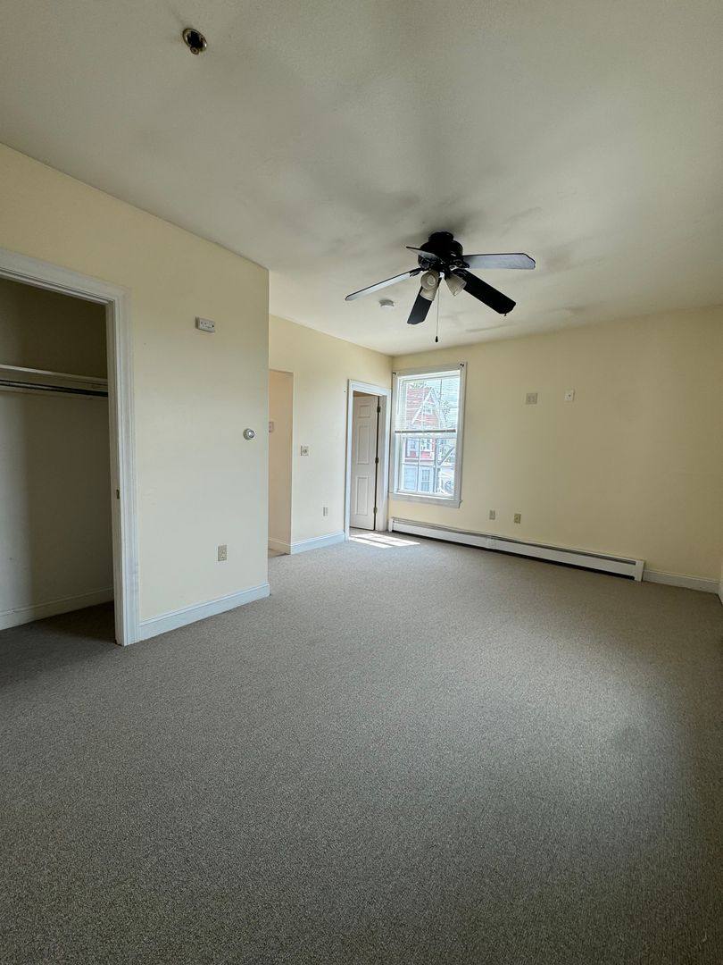 Apartment for rent at 356 E Merrimack St, Lowell, MA 01852