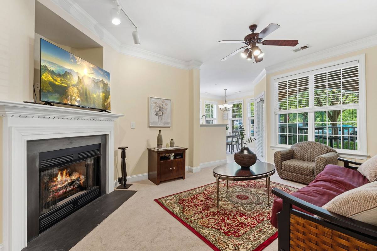 Apartment for rent at 912 Providence Glen Dr, Chapel Hill, NC 27514