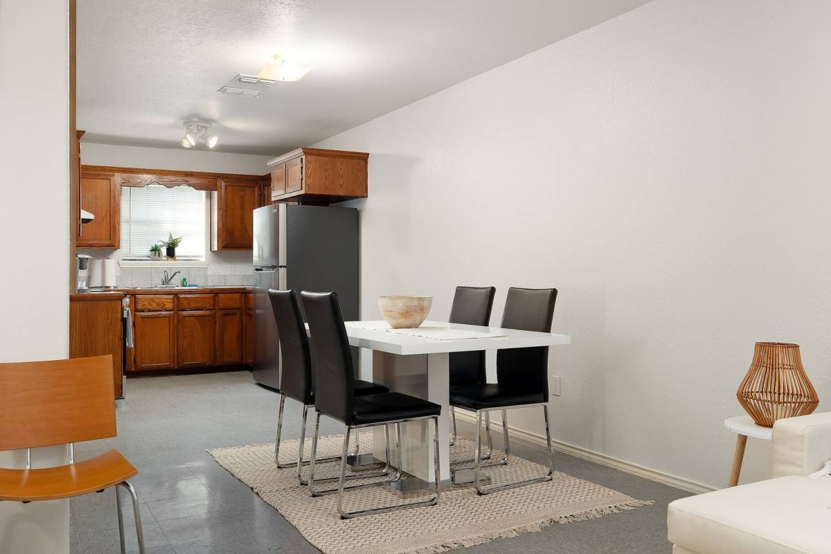 Apartment for rent at 1320 Del Oro Lane, Pharr, TX 78577