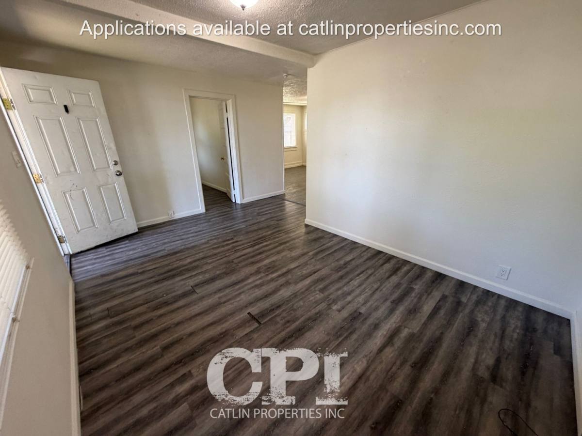 House for rent at 320 21st Ave -Single - Family, Longview, WA 98632