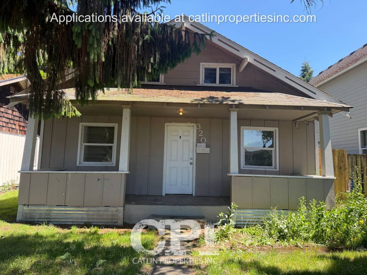 House for rent at 320 21st Ave -Single - Family, Longview, WA 98632