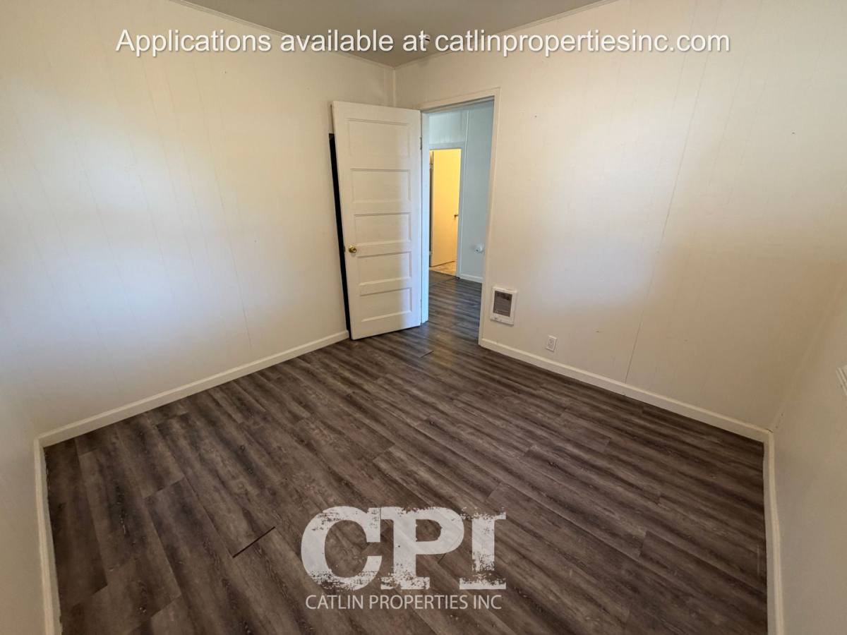 House for rent at 320 21st Ave -Single - Family, Longview, WA 98632