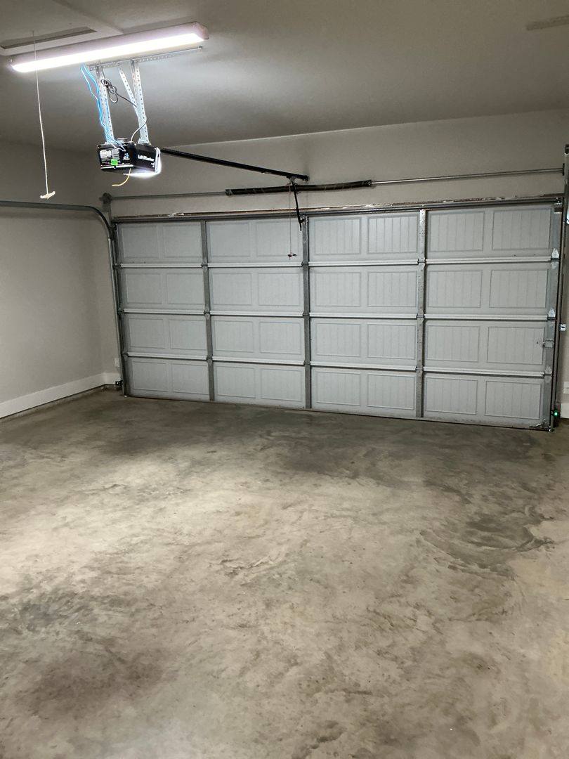 House for rent at 640 The Cottages Dr, Godley, TX 76044