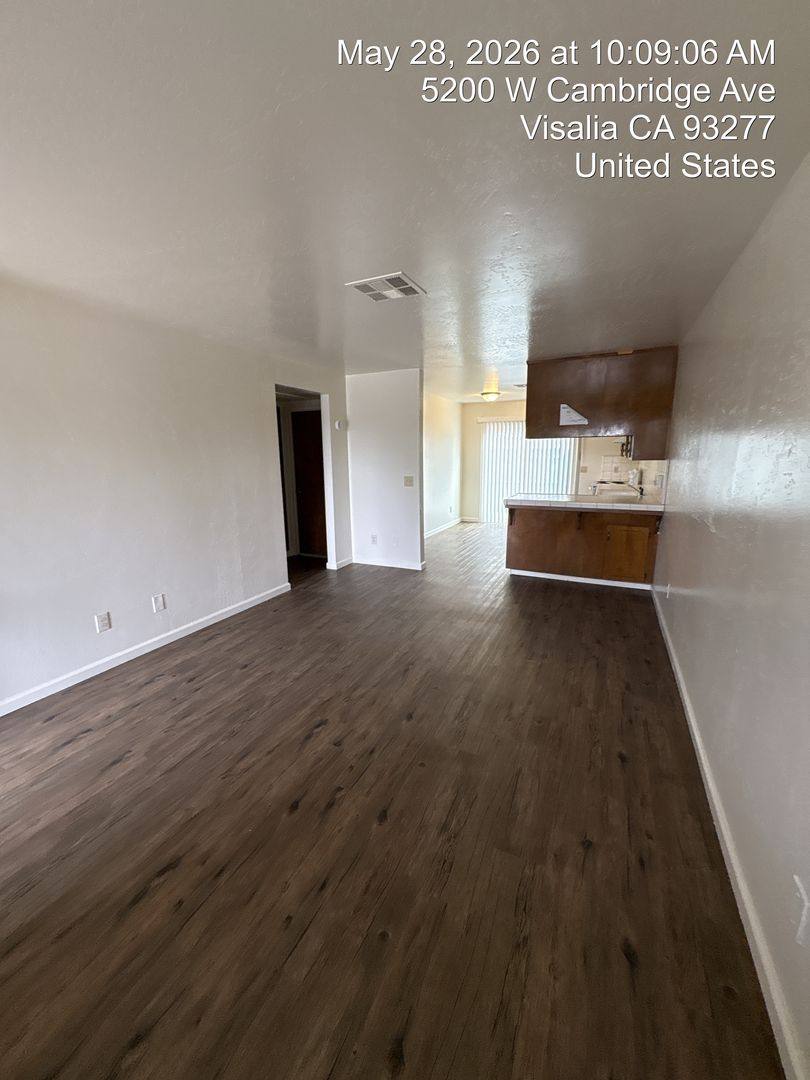 Apartment for rent at 5130-5136 W Cambridge, Visalia, CA 93277