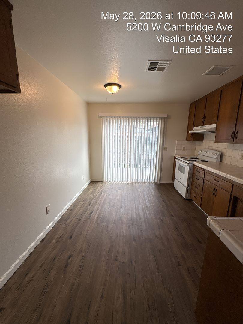 Apartment for rent at 5130-5136 W Cambridge, Visalia, CA 93277