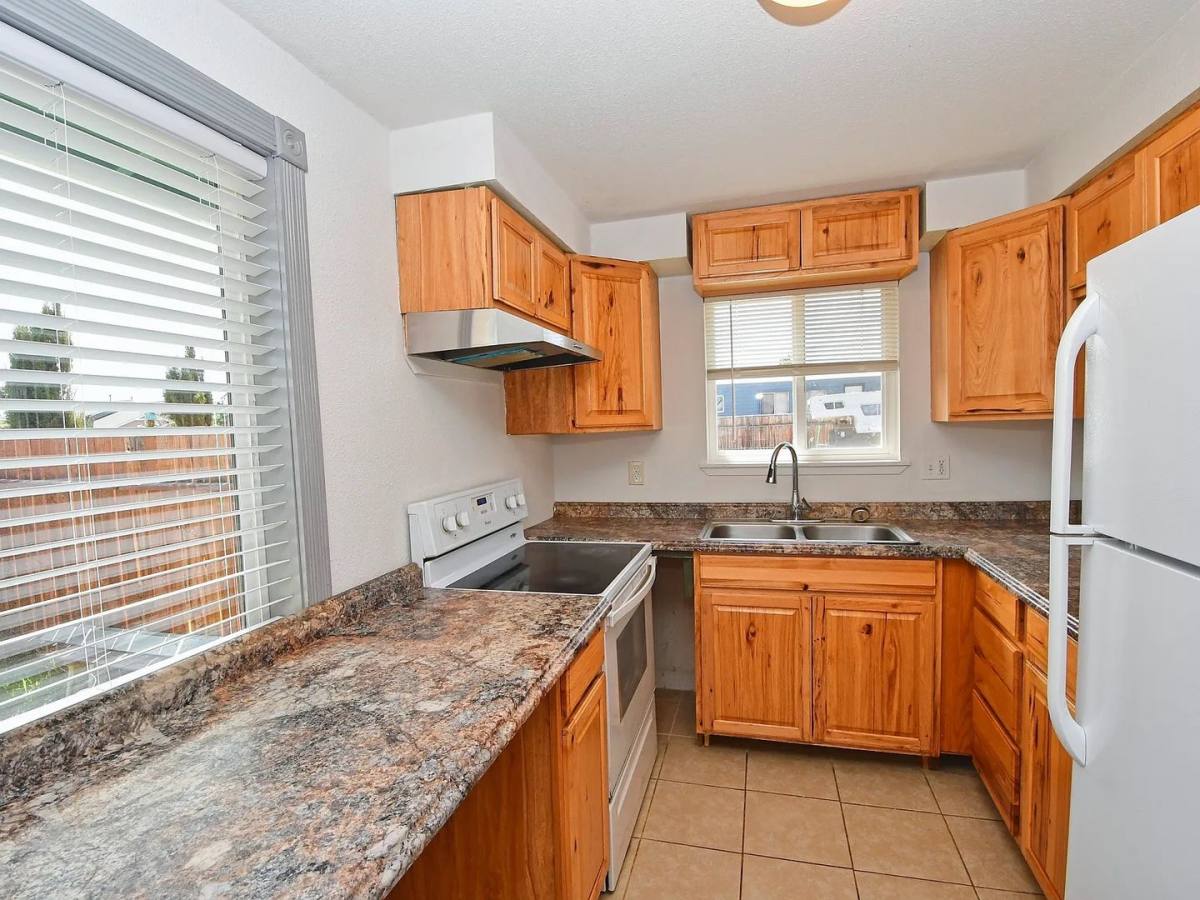 Apartment for rent at 10005 Sagewood Dr, Reno, NV 89506