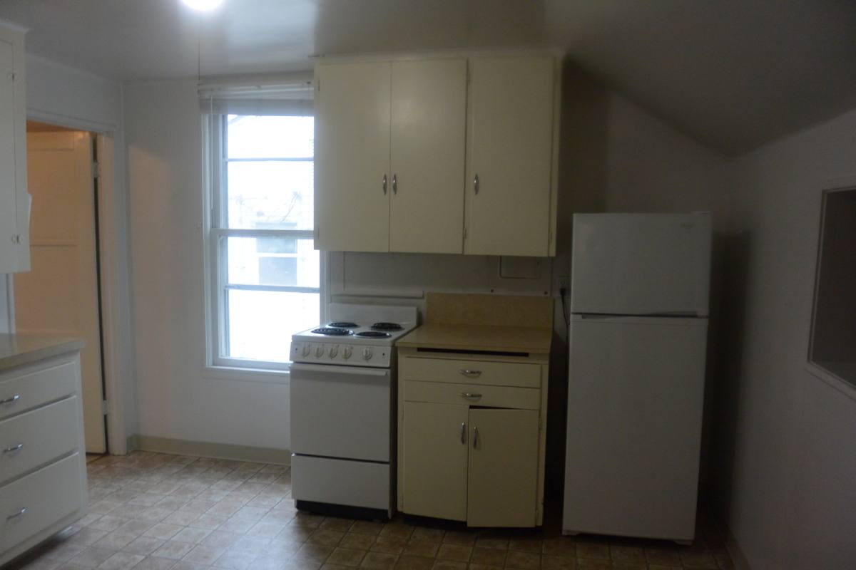 Apartment for rent at 401 E 28th St, Vancouver, WA 98663