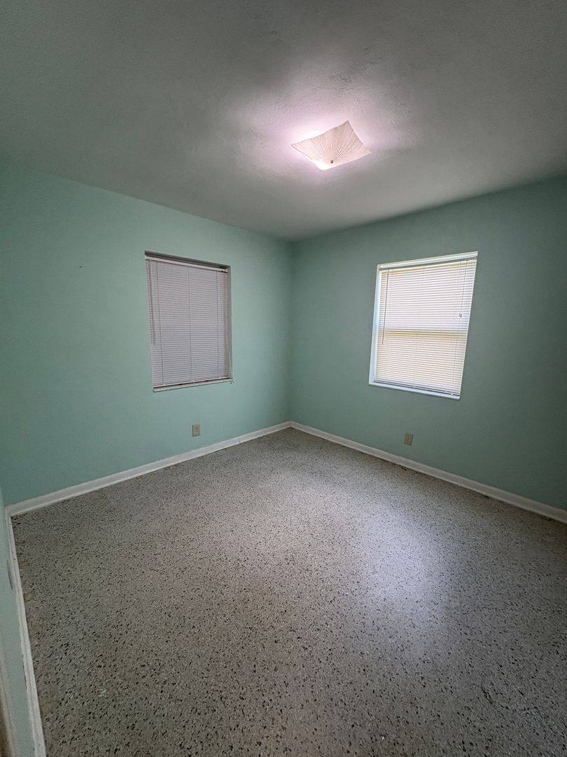House for rent at 422 S Arnold Ave, Lake Worth, FL 33462