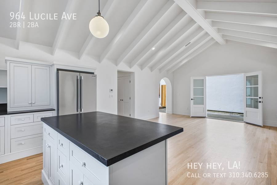 Apartment for rent at 964 Lucile Ave, Los Angeles, CA 90026