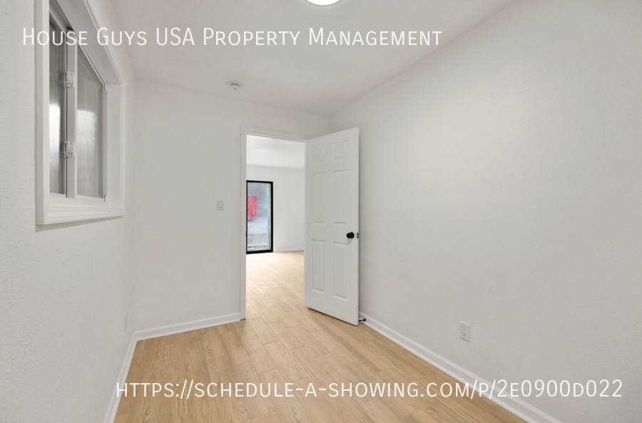 Apartment for rent at 9715 E 35th Terrace S #B-9, Independence, MO 64052