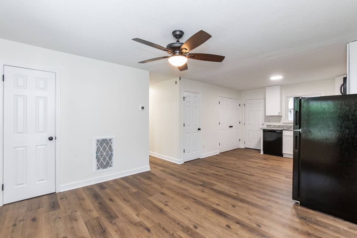 House for rent at 1322 Elm St, Burlington, NC 27217