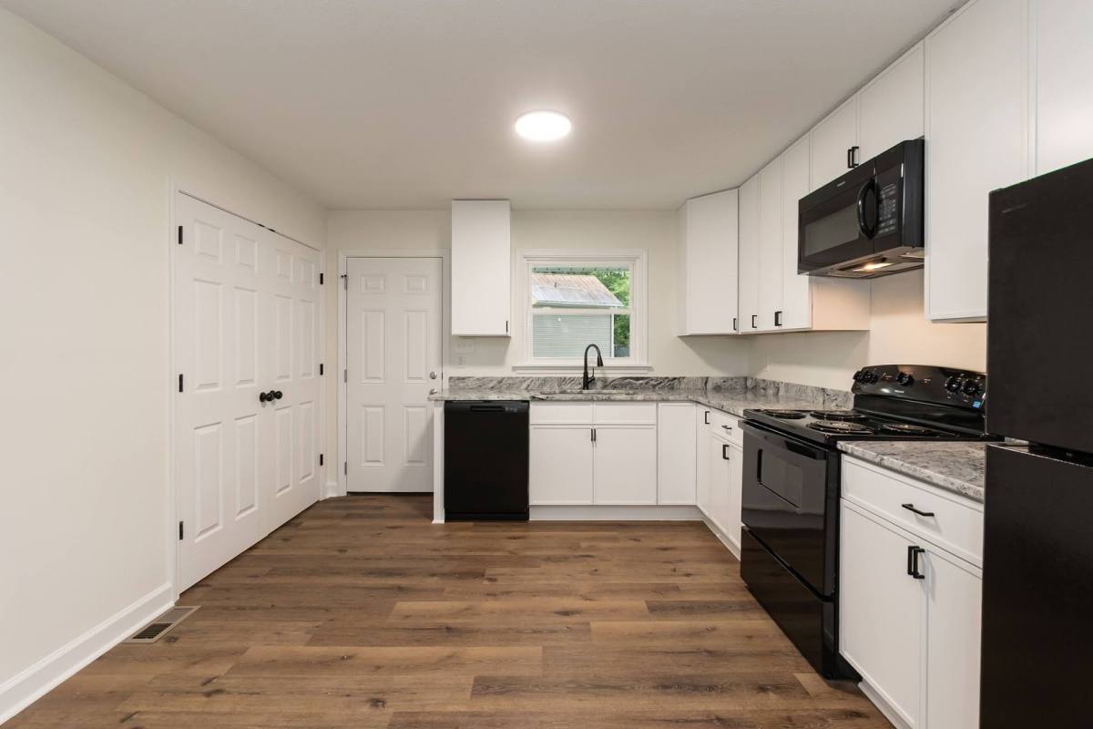 House for rent at 1322 Elm St, Burlington, NC 27217