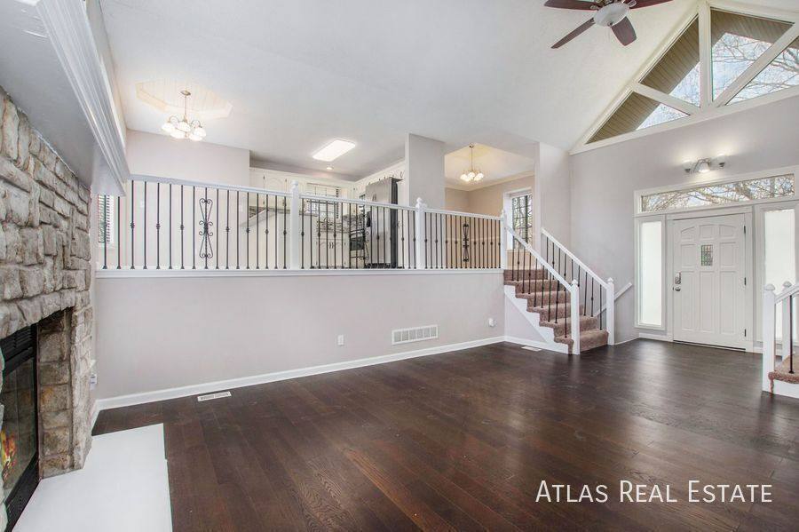 House for rent at 301 SE Onyx Dr, Lees Summit, MO 64063