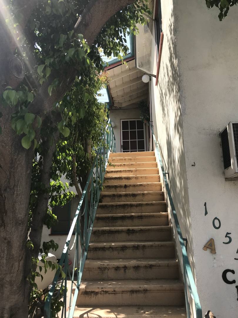 Apartment for rent at 1055 Thompson Ave, Glendale, CA 91201