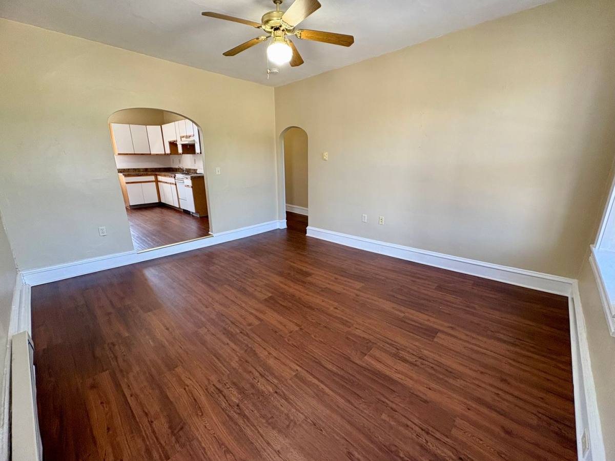 Apartment for rent at 246-250 S Market St, Elizabethtown, PA 17022