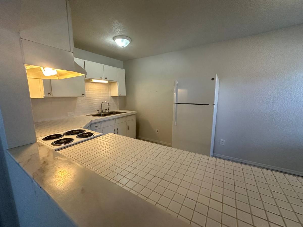 Apartment for rent at 114 6th Ave S, Jacksonville Beach, FL 32250
