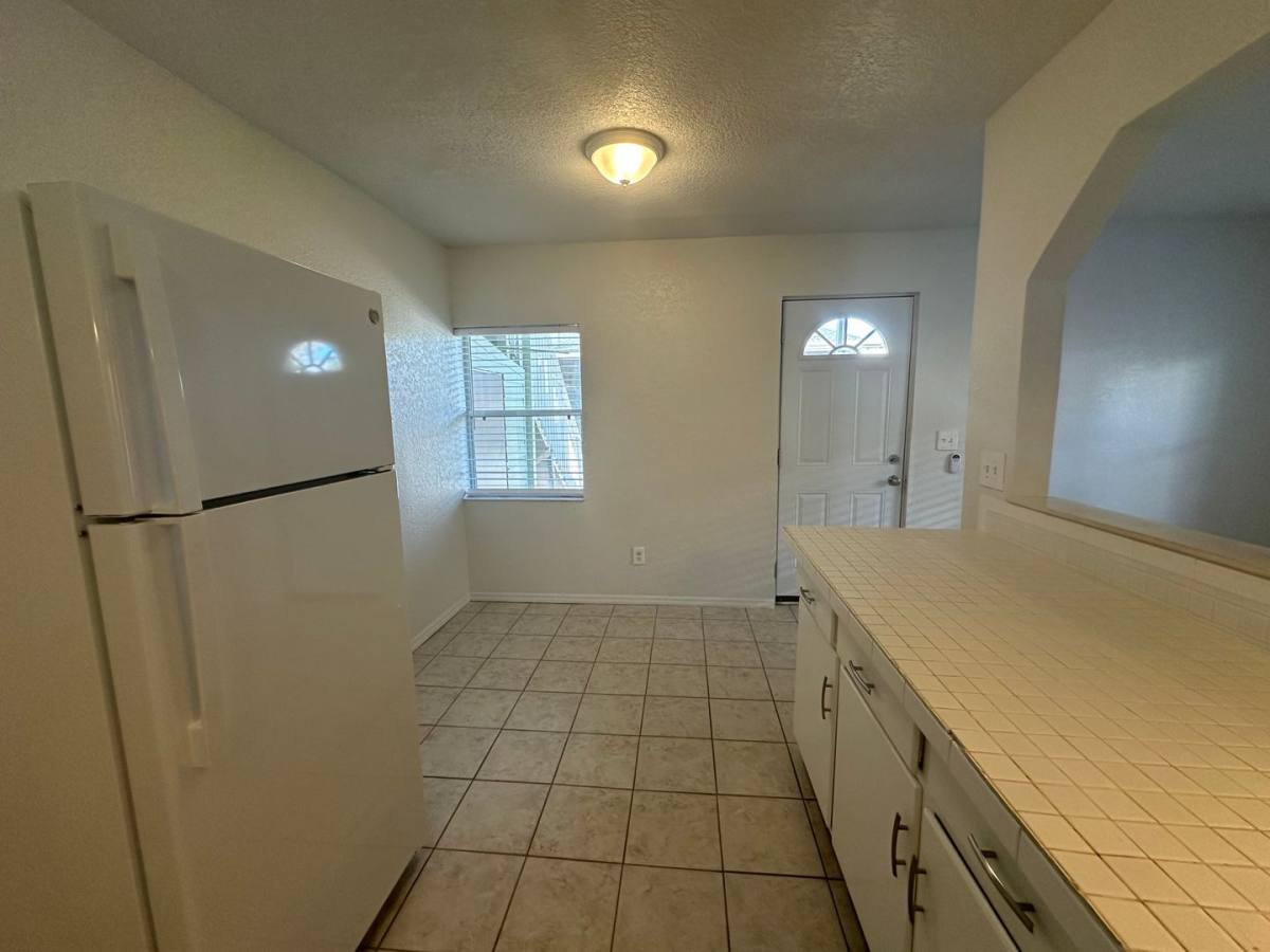 Apartment for rent at 114 6th Ave S, Jacksonville Beach, FL 32250