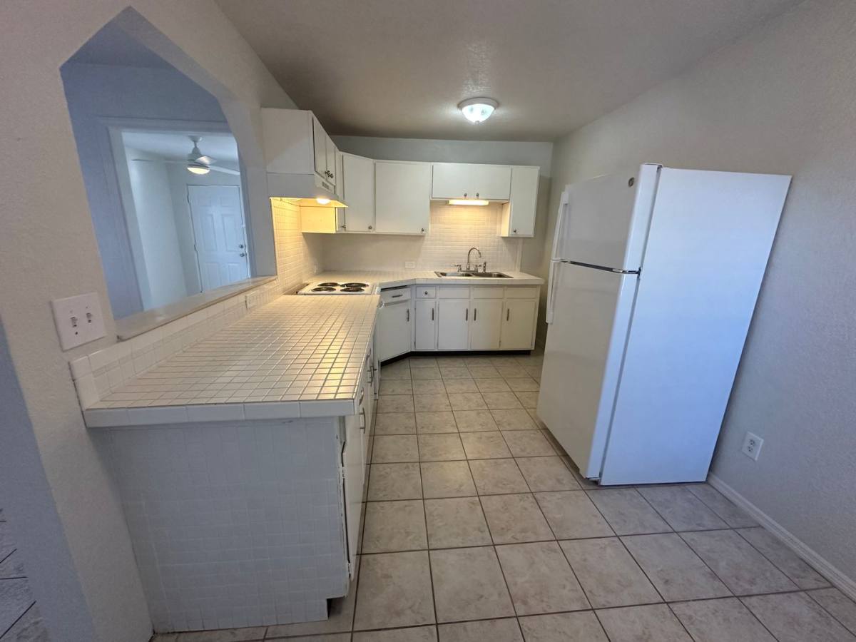 Apartment for rent at 114 6th Ave S, Jacksonville Beach, FL 32250
