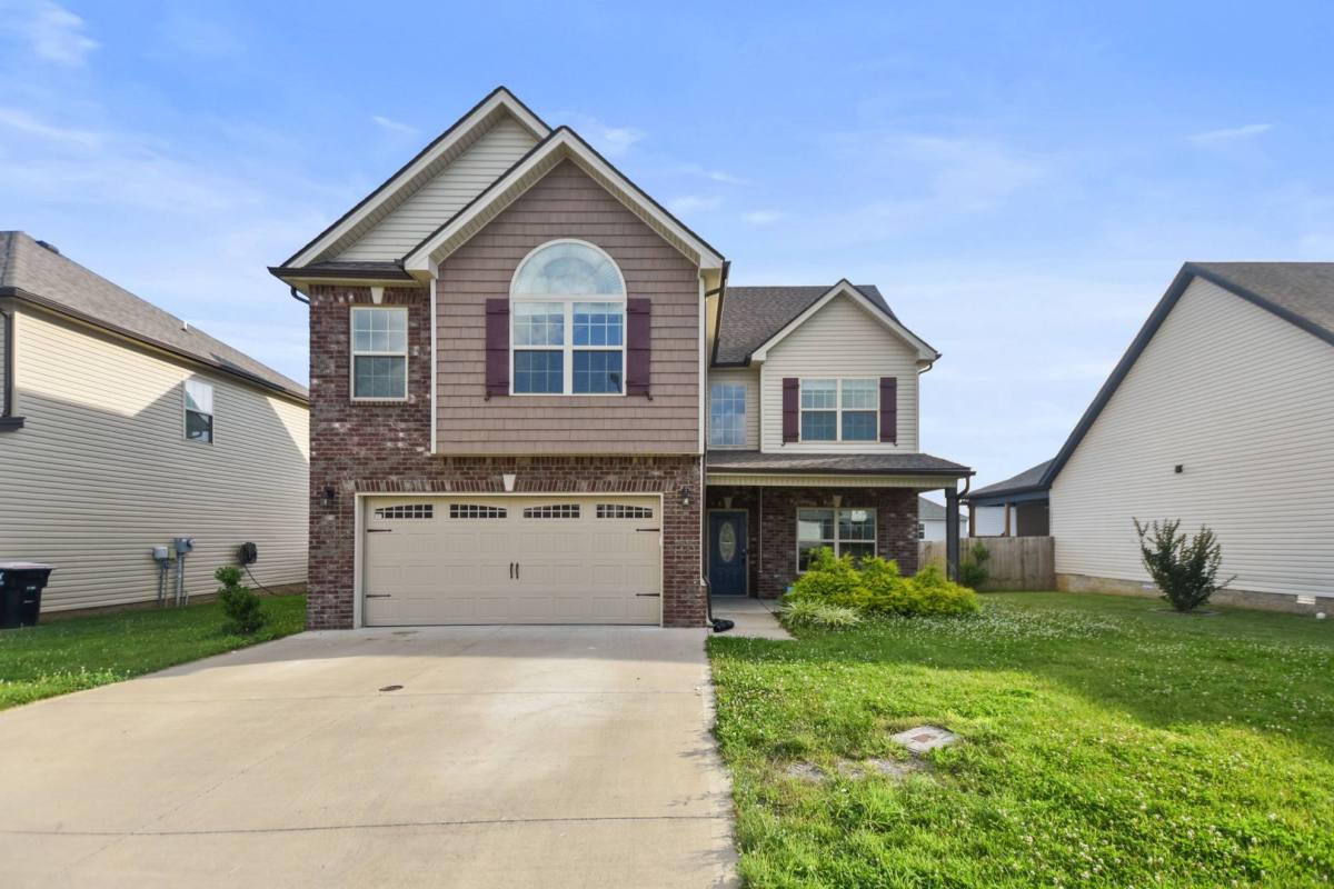 House for rent at 1032 Spicer Dr, Clarksville, TN 37042