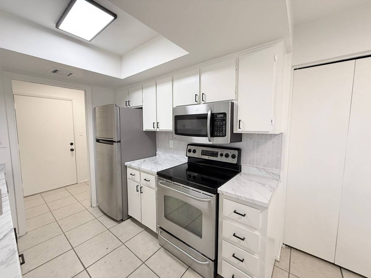 Apartment for rent at 12827-12829 N 113th Ave, Youngtown, AZ 85363