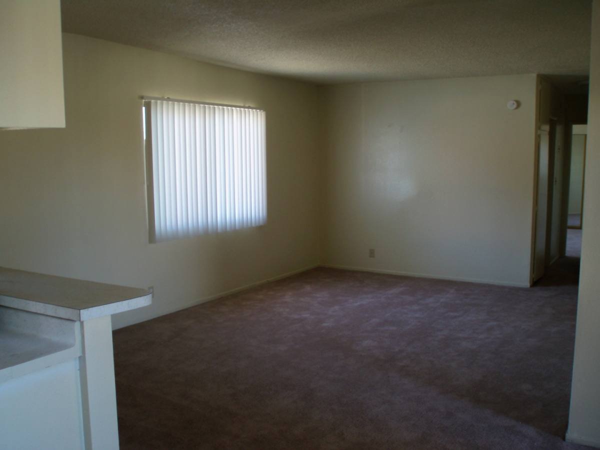 Apartment for rent at 13532 Kornblum Ave, Hawthorne, CA 90250