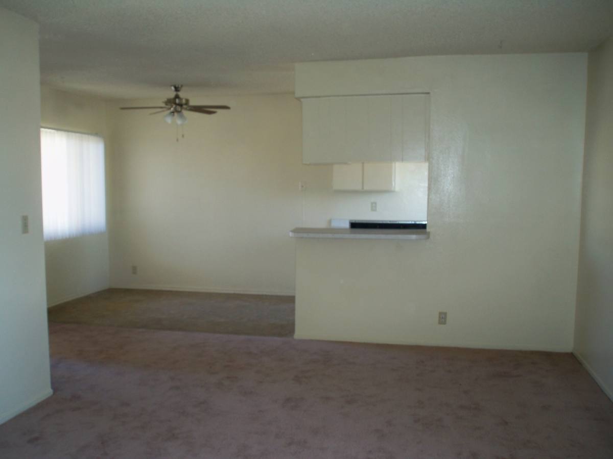 Apartment for rent at 13532 Kornblum Ave, Hawthorne, CA 90250