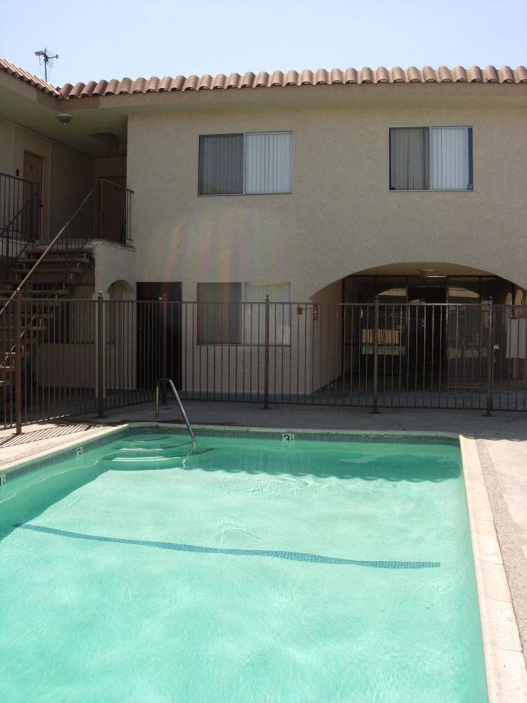 Apartment for rent at 13532 Kornblum Ave, Hawthorne, CA 90250