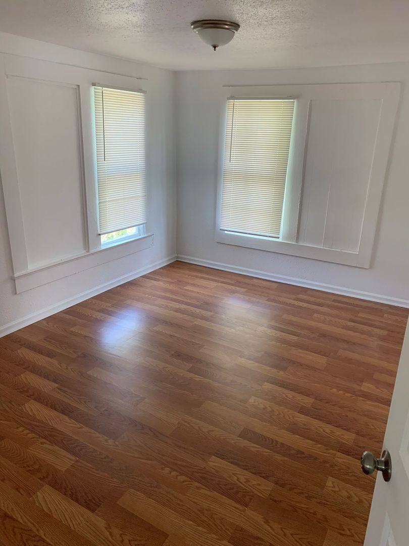 Apartment for rent at 2585 Orange Ave, Beaumont, TX 77701