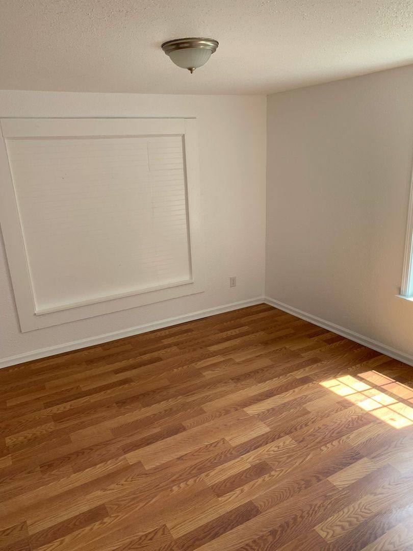 Apartment for rent at 2585 Orange Ave, Beaumont, TX 77701