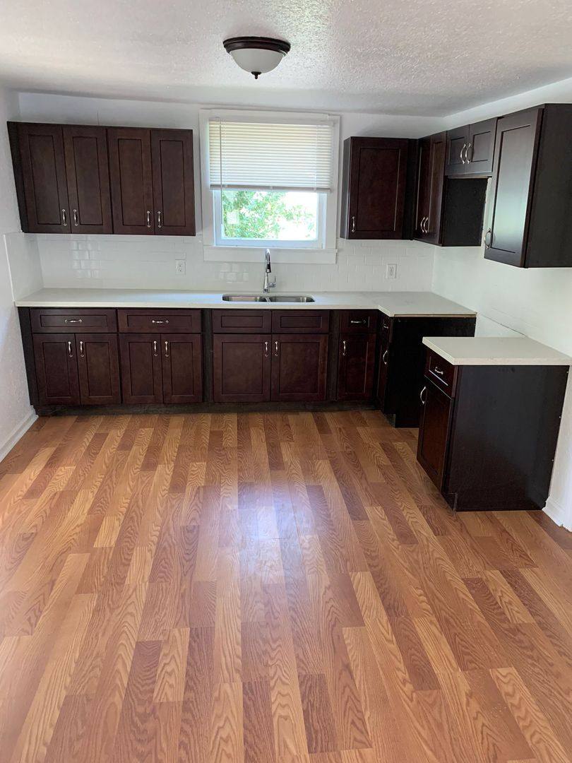 Apartment for rent at 2585 Orange Ave, Beaumont, TX 77701