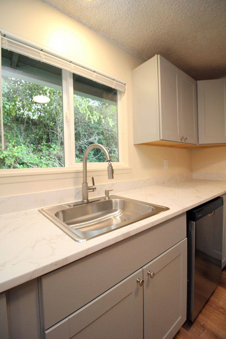 Apartment for rent at 5704 SW Beaverton-Hillsdale Highway, Portland, OR 97221