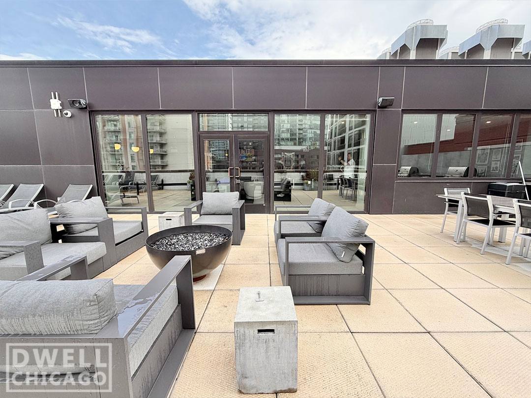 Apartment for rent at 211 W Scott St, Chicago, IL 60610