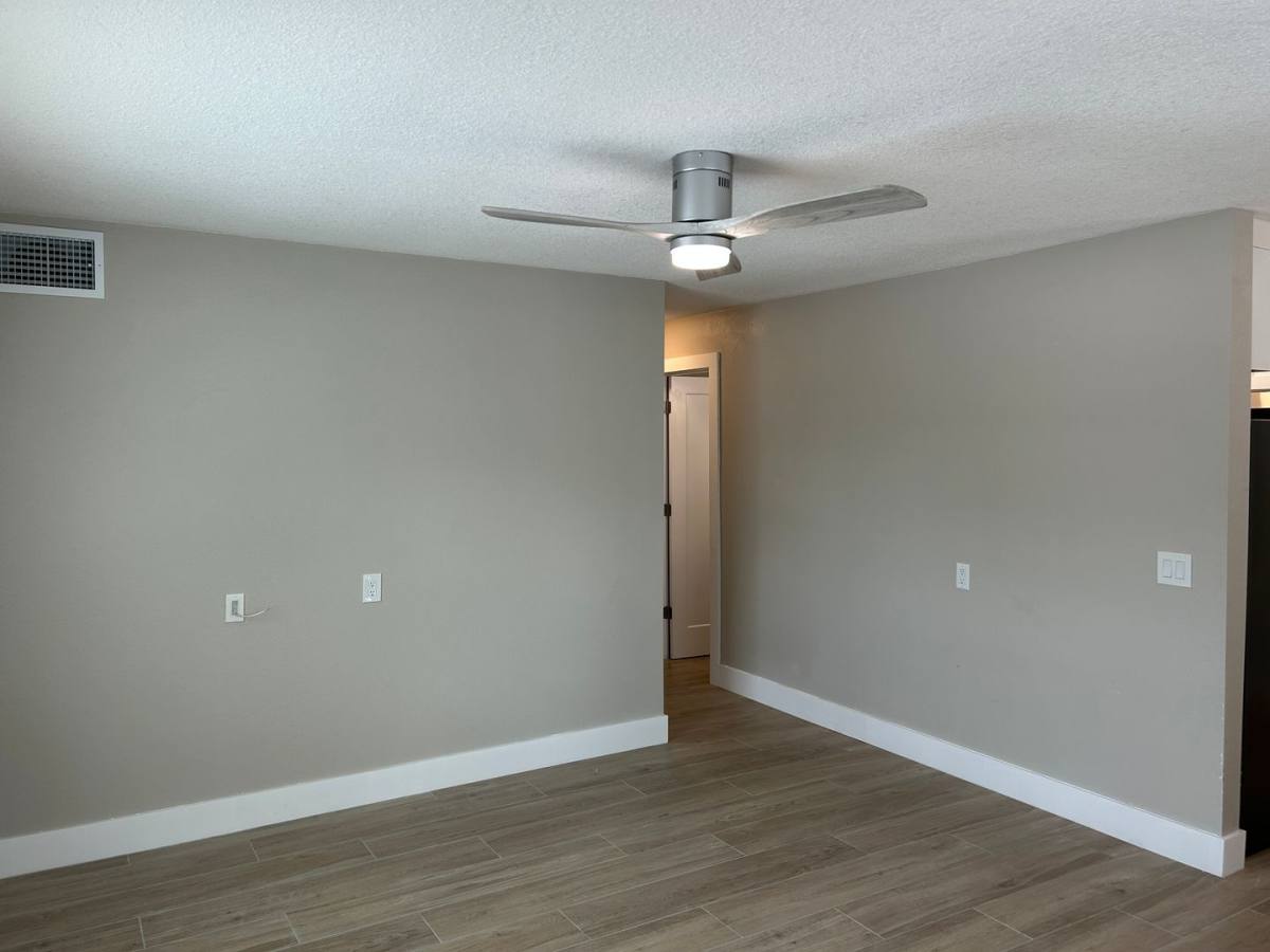 Apartment for rent at 2502 Bay Blvd #1, Indian Rocks Beach, FL 33785