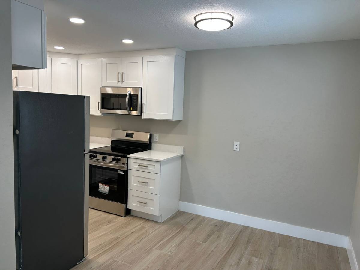 Apartment for rent at 2502 Bay Blvd #1, Indian Rocks Beach, FL 33785